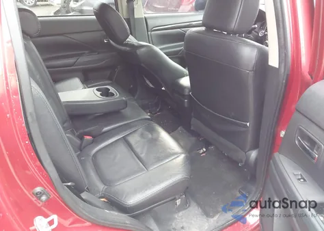 2017 Mitsubishi Outlander Se/Sel z USA, uszkodzony, nr VIN JA4AZ3A39HZ029759